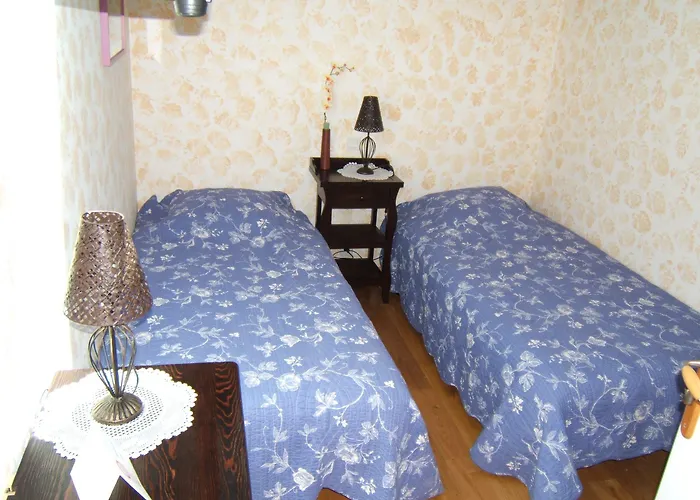 לינה וארוחת בוקר D'hotes Domaine D'en Baleux Labruguière