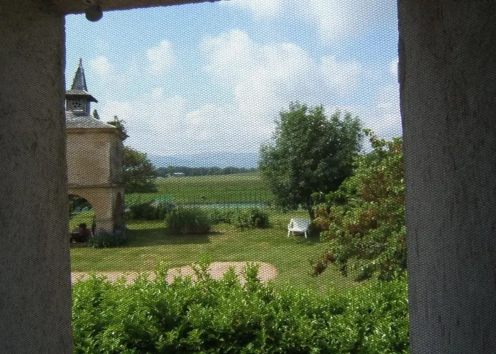 D'hotes Domaine D'en Baleux Bed and breakfast 3*